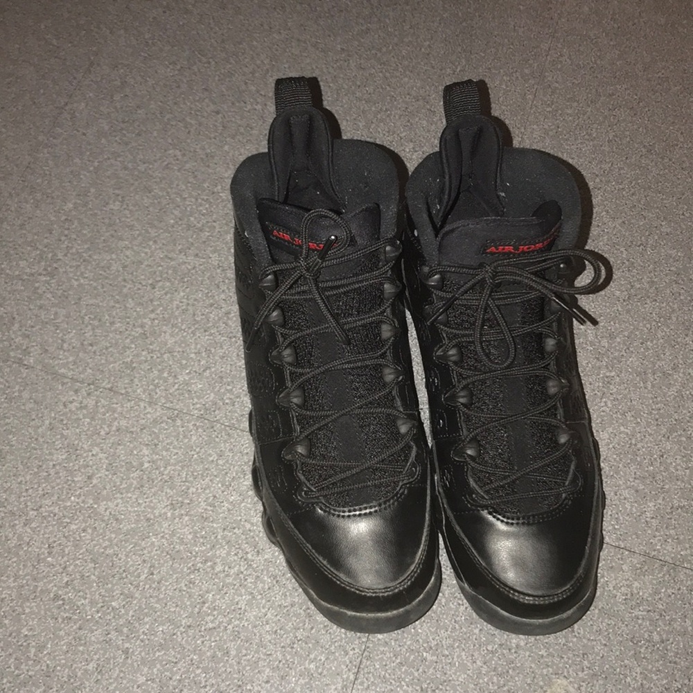 Jordan Bred 9